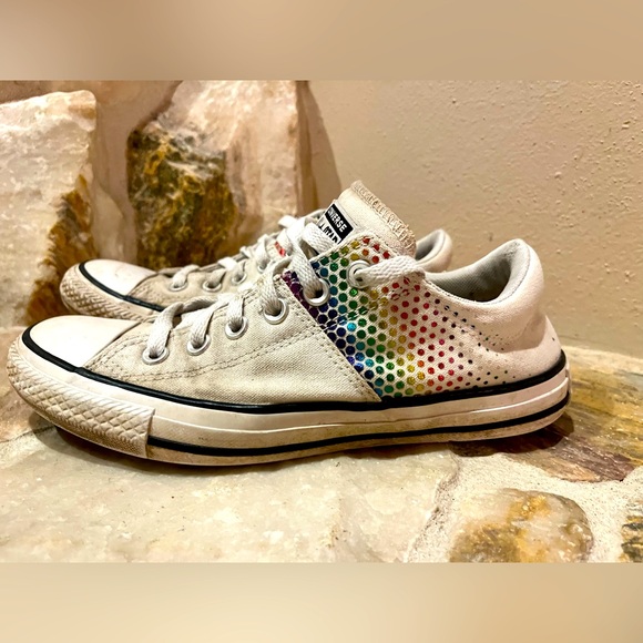 Lot of 2 pairs converse canvas sneakers - Picture 1 of 2